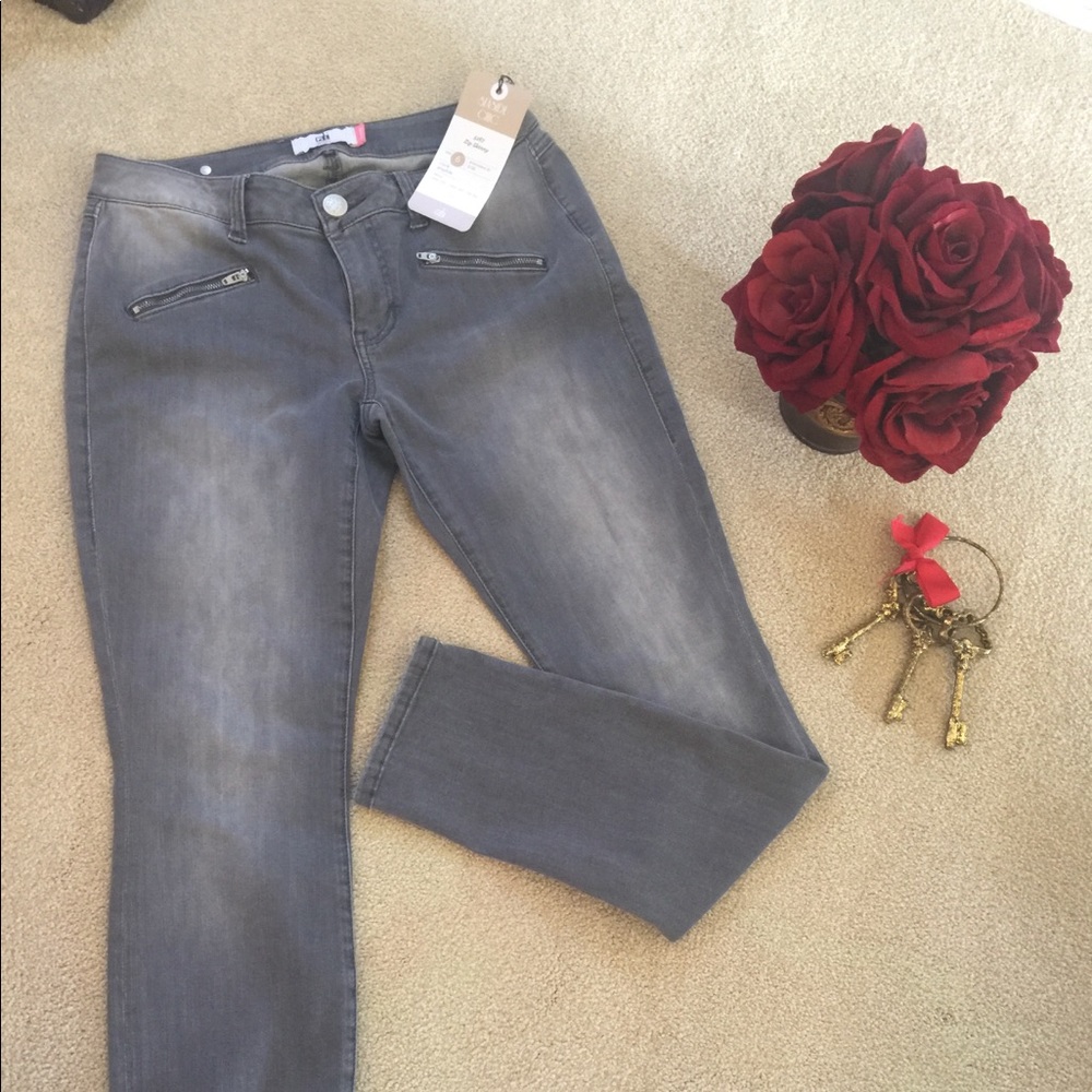 CAbi Zip Skinny Spring 2017 NWT